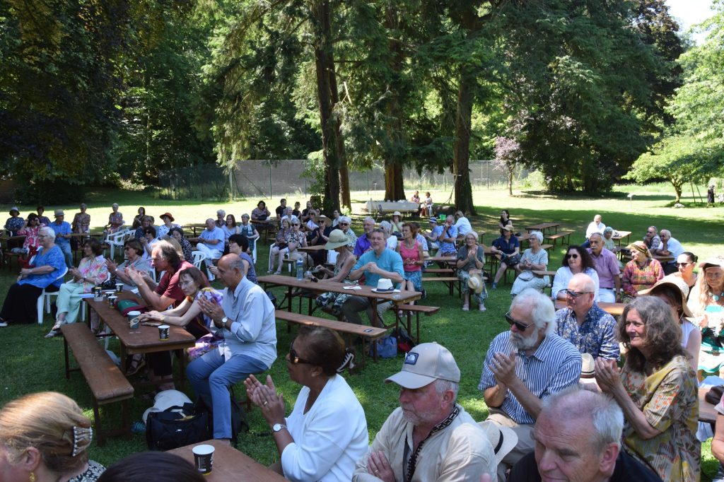 Interreligöses Friedensgebet - Namedy 2025 - Blick in die Teilnehmer